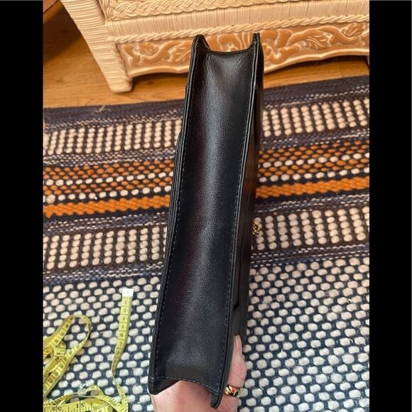 Banana Republic black envelope purse - Picture 4 of 9